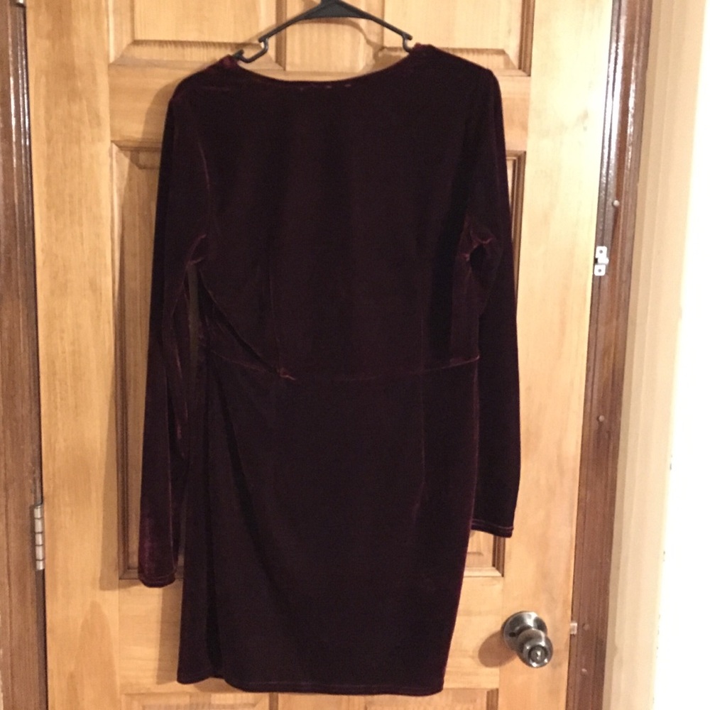 NEW Akira Velvet Burgundy/Maroon Tight Dress - Picture 3 of 6